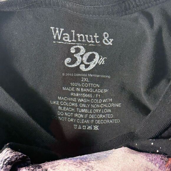 Walnut & 39th Black T-Shirt with orange Cat Astronaut Graphic size XXL - Picture 4 of 4